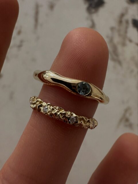 Extremely grateful to my clients to let me create such beautiful pieces 🤍

Wedding rings in 18ct yellow gold, featuring one aquamarine and 9 diamonds.

Each wedding ring is individually made to order for you, get in touch via the link in bio.